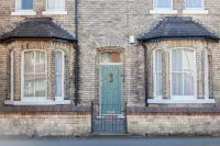 Bootham Apartment 32 - Free Parking - Five Minute Walk to York Minster Hotels near York's Chocolate Story