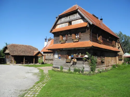 Tradicije Cigoc Hotels in Čigoč