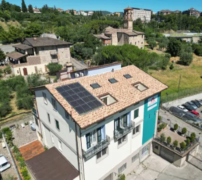 อี ฟิโอรี ดี มาร์เกริตา ลักซ์ชัวรี บีแอนด์บี