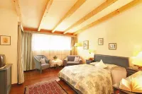 Hotel Tschurtschenthaler Hotels in San Candido