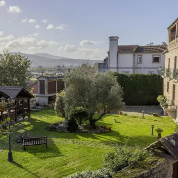Casa Antiga Do Monte