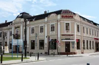 歐洲飯店 The Synagoge of Liptovsky Mikulas附近的飯店