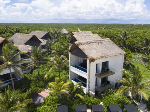 Tago Tulum by G Hotels