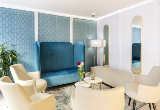 파리 호텔 실내