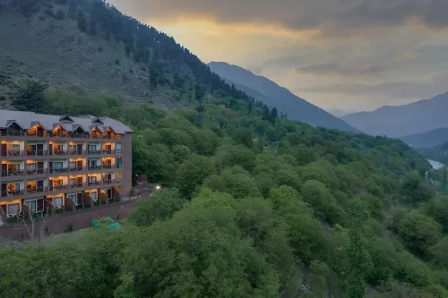 The Chinar Resort & Spa, Pahalgam - Airport Shuttle