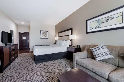 La Quinta Inn & Suites by Wyndham Auburn Hotels in Auburn