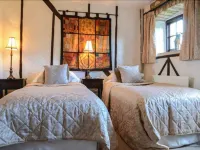 Thames Head Inn Hotels in Cirencester