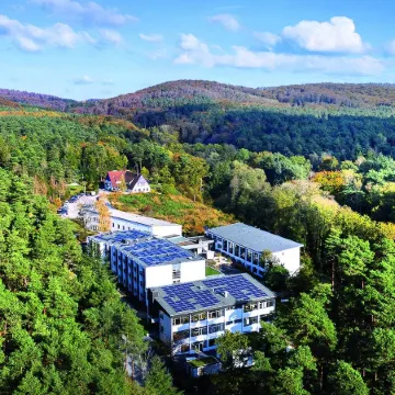 Bildungs- Und Tagungshaus Haus Neuland