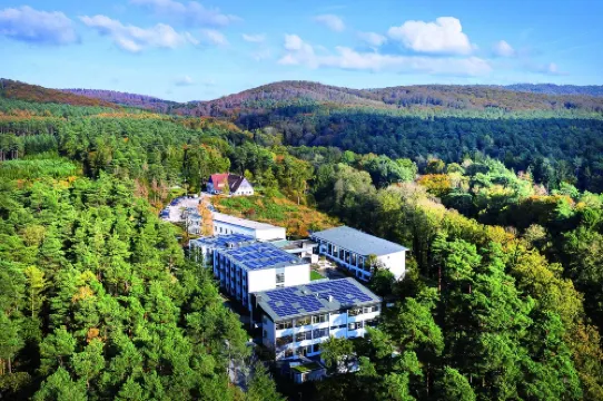 Bildungs- Und Tagungshaus Haus Neuland