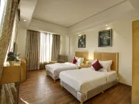 Saltstayz Select - Galleria Market & Golf Course Road Hotels near IndiGo