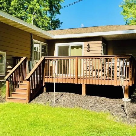 Cozy 2-bedroom house in Lake Hallie - Between Chippewa Falls and Eau Claire