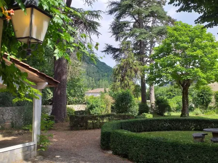 Le Jardin Secret Отели в г. Лабастид-де-Пен