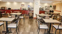 Wingate by Wyndham Peoria - breakfast