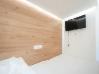 Robin Wood Apartment Hotels near Maria-Theresien-Platz