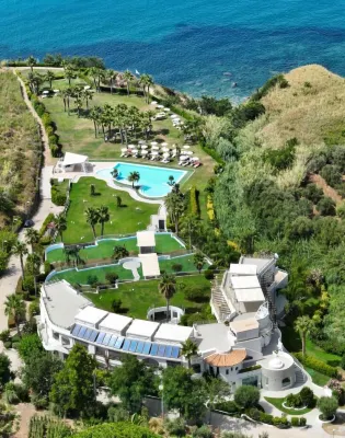 Infinity Resort Tropea Hotel a 