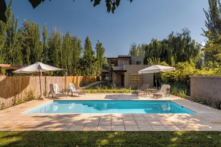 Lares de Chacras Отели в г. Лухан де Куйо