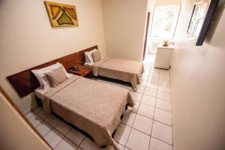 Havana Economy Отели в г. Убераба