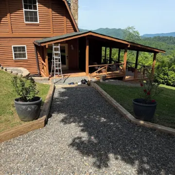 Stunning, Mtn-Top, Lakeview Cabin on Private 8 acres Отели в г. Джонсон