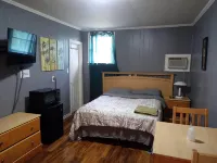 Park Side Motel Отели в г. Питерборо