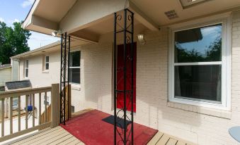 Modern in Magic City 2 Units