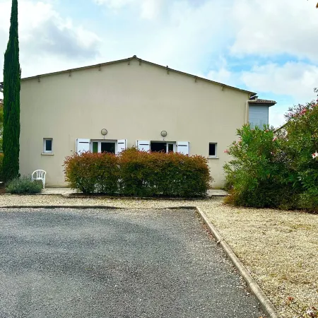 Résidence Les Roussets Hotels in Jonzac
