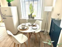 Prestwick Kingb PetsOk Freep Wifi Tv Hotels in Monkton