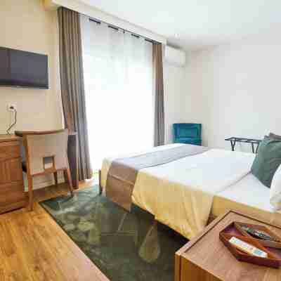 Roma Hôtel & Restaurant Rooms