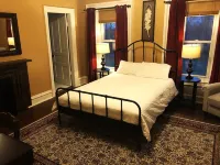 The Vine Bed & Breakfast, LLC فنادق في 