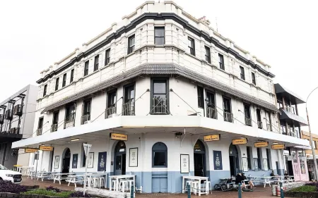 Grand Hotel Kiama Отели в г. Джерроа