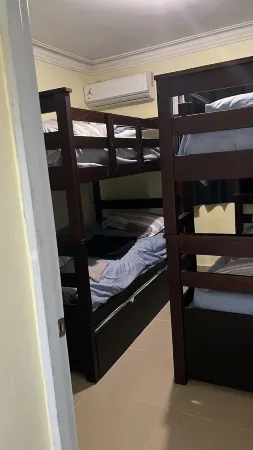 Centrally Located in El Pino la Vega, Space for 8 or More Guest, Heated Pool Отели в г. Барранка