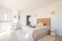 Casa Belavista Hotels in Estombar