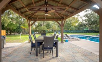 Wildflower by AvantStay Gorgeous Wine Country Home w Pool Bocce Ball Court Huge Yard