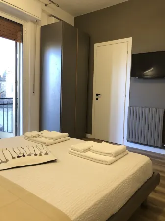 A Due Passi Dalla Scalinata Rooms