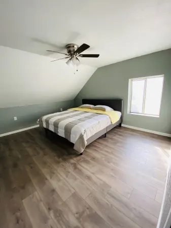 Centric Coldwater Home/ 5 min I-69 Отели в г. Branch County