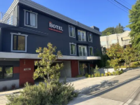 Lakeview Hotel Hotels in Kirkland