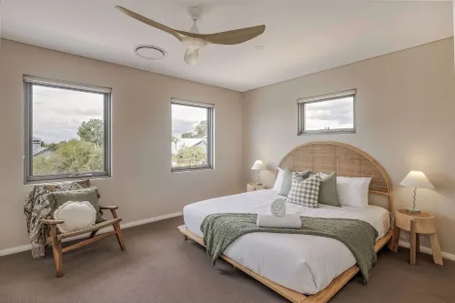 Salty Solstice - Beachside Dunsborough Town - Apartments