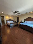 Luxury home with pickleball, pool, and hot tub near Scottsdale Các khách sạn gần Benedictine University at Mesa