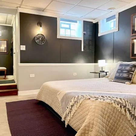 Entire Below Level Studio w/ Private Sauna
