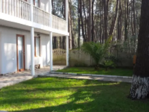 4 Bed Villa-Sleeps 8-Parking-Garden-Sea View Hotels in Ureki