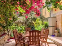 Bougainvillea Breeze & Marina View - Happy Rentals Hôtels à : Bormla