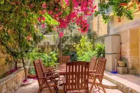 Bougainvillea Breeze & Marina View - Happy Rentals