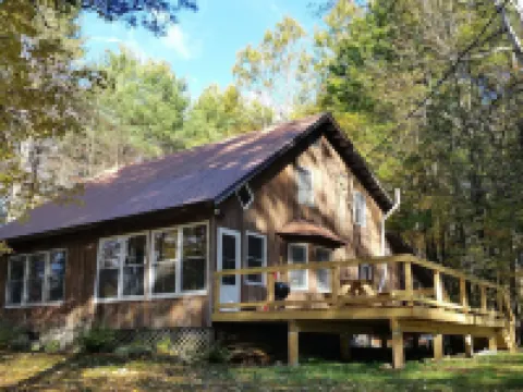 Llama House Adk Hotels in Johnsburg
