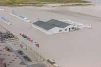 Stunning Studio With Sea-view on top Location