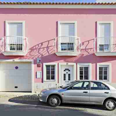 Pink House in Faro with 3 Bedrooms and 3 Bathrooms Hotel Exterior