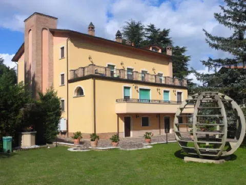 Villa Adige Luxury - M&M Holiday House Hotel di 