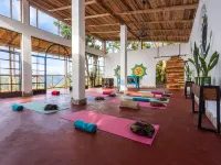 Chameleon Hill Forest Lodge Hotels in Bufumbira