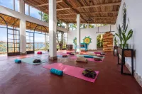 Chameleon Hill Forest Lodge Hotels in Bufumbira