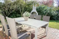Nordic * Holiday apartment on the North Sea * At home by the sea Hotels in Husum
