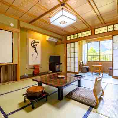 燒乃湯旅館 Rooms