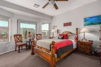 2 Bedroom plus Office Gem in Gold Canyon Hotels near St James Catholic Church